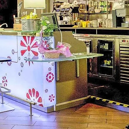Ibis Costa Brava 2* Χιρόνα